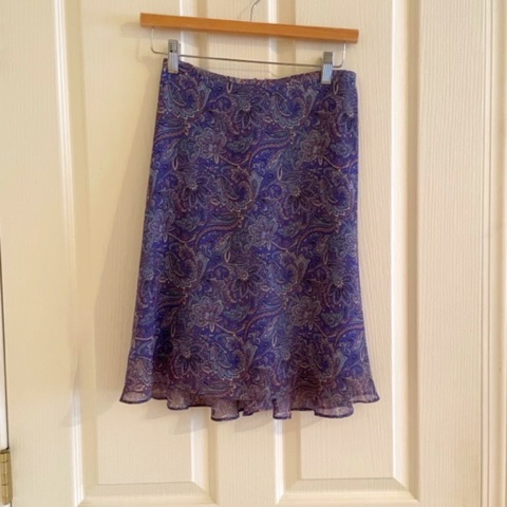 Casual Corner Annex Petite 3/4 Length Skirt
